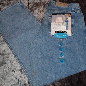 Vintage Women's 90's LEE Riders Denim jeans Sz 12 petite Eased fit taper leg NWT